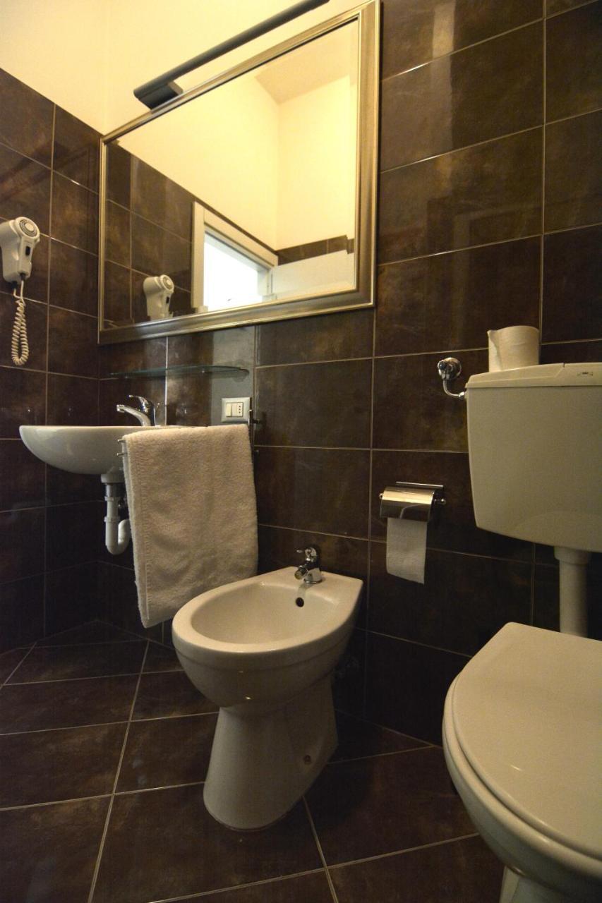 Hotel Orly チェゼナーティコ エクステリア 写真