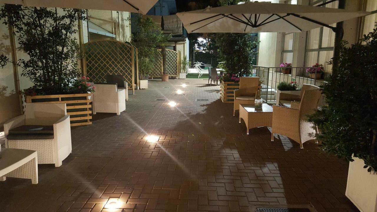 Hotel Orly チェゼナーティコ エクステリア 写真